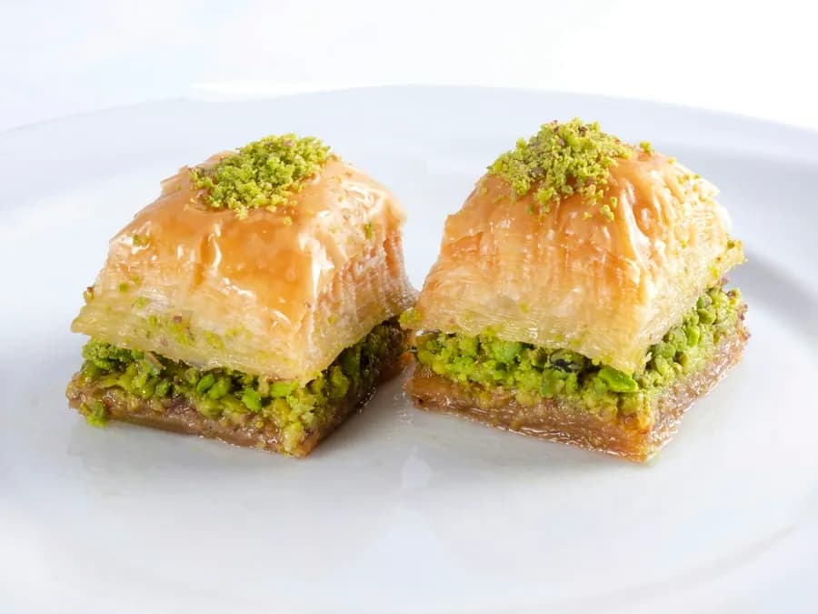 Antep fıstıklı Gaziantep baklavası